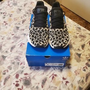 Adidas Tennis Shoes